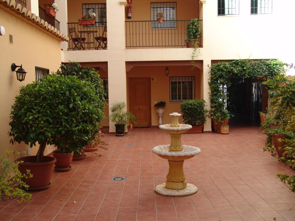 Carabeo 2000 3.1 Nerja Exterior photo